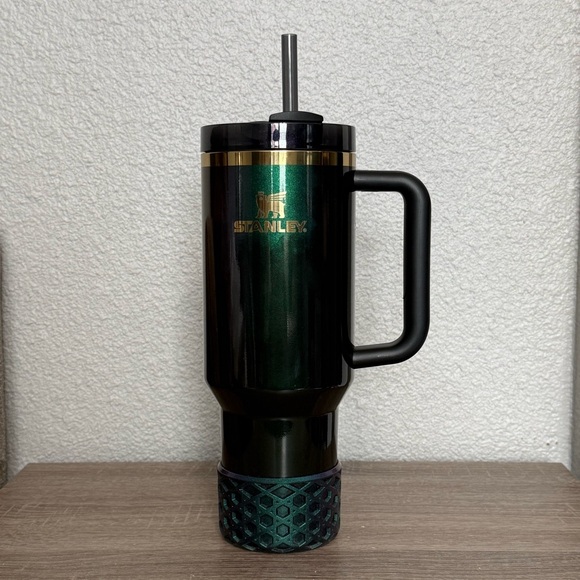 Target x Stanley Elphaba Wicked For Good FlowState Quencher Tumbler 40 Oz NWOT
